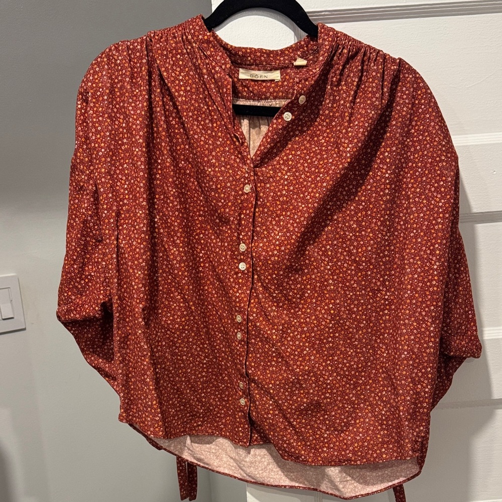 Doen Red Floral Button-Up Blouse
